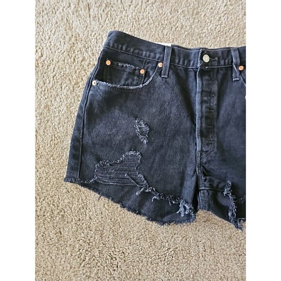 Levi's Premium 501 High-Rise Shorts Women's Black Size 33 Distressed NEW $70 - Picture 3 of 8